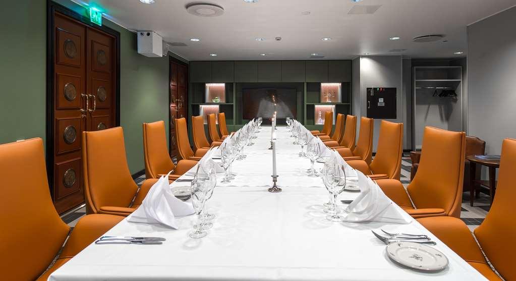 Radisson Blu Grand Hotel Tammer Тампере Удобства фото